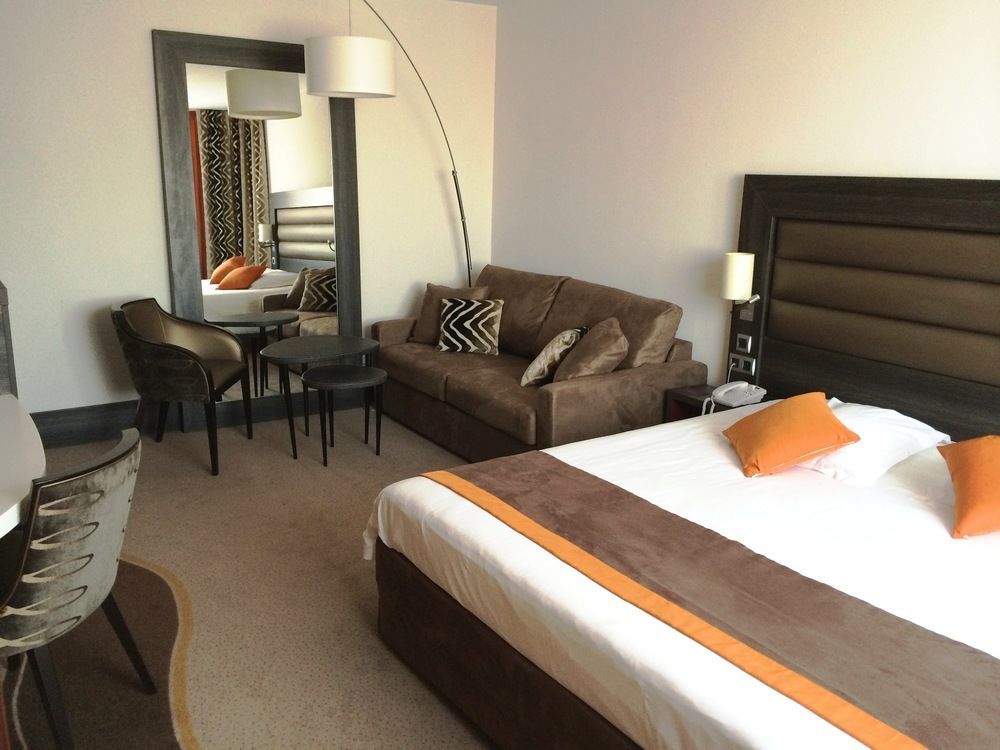 Hotel Mercure Centre - Gare Part Dieu 4*