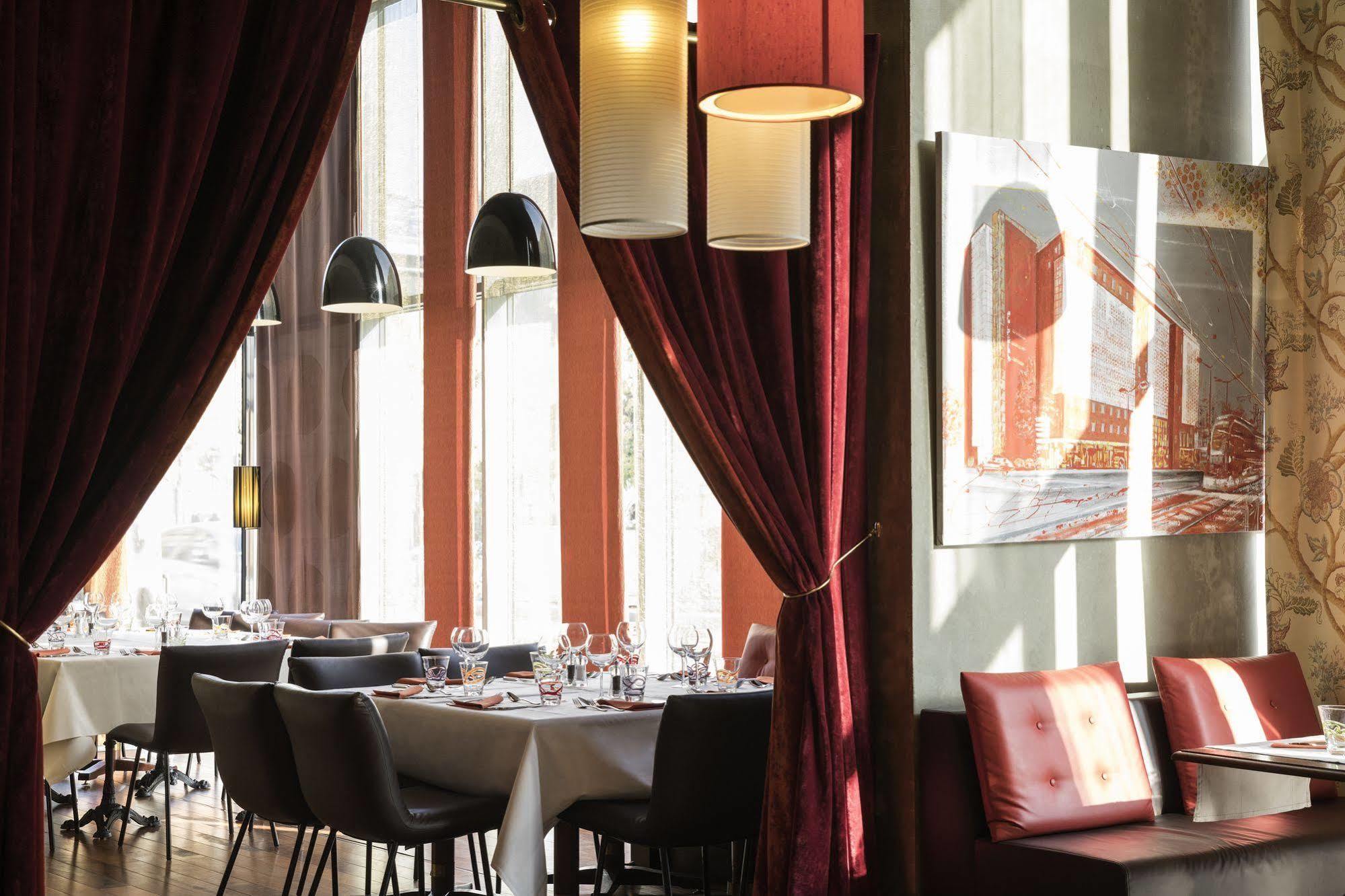 Mercure Centre - Gare Part Dieu 4*