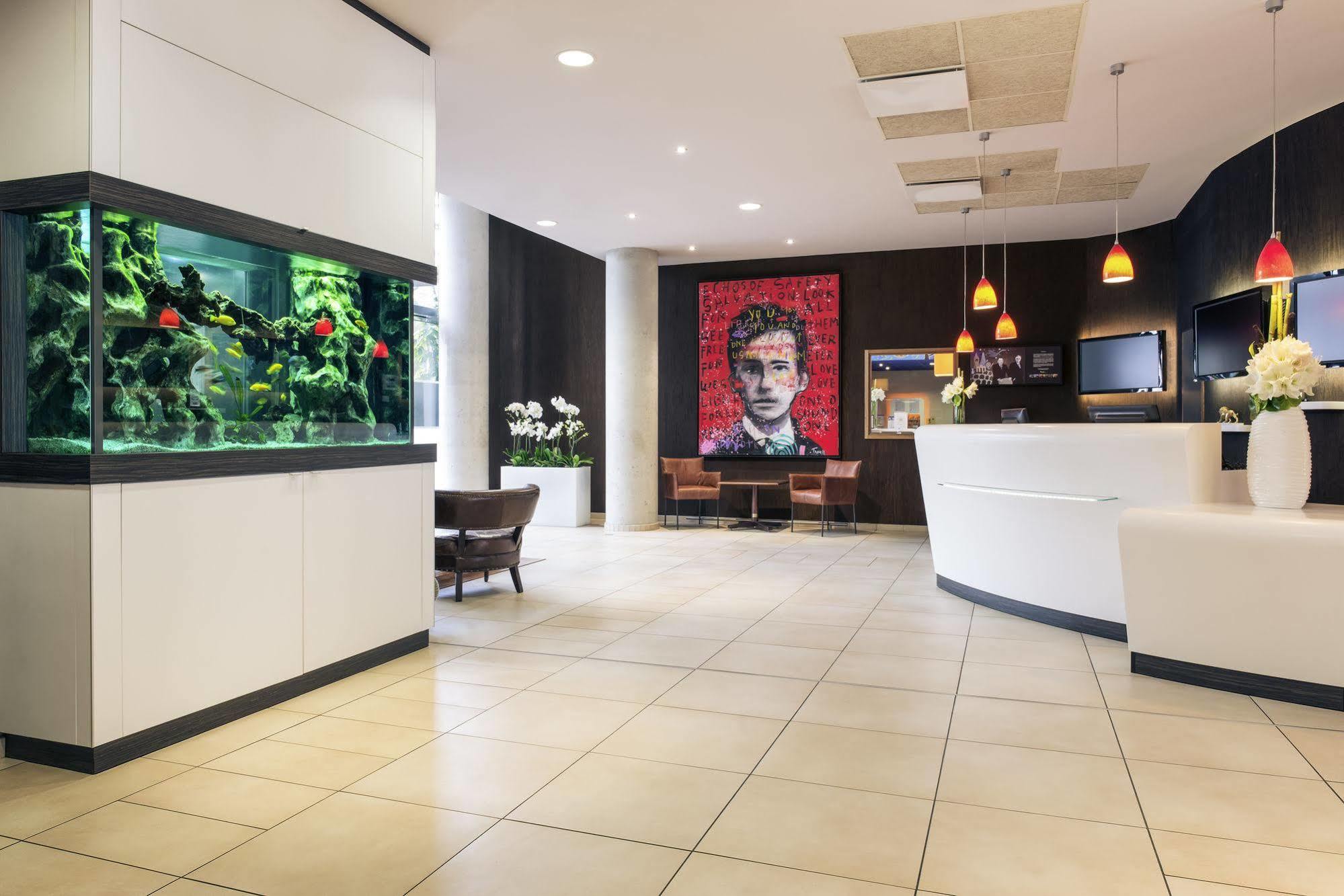 Mercure Centre - Gare Part Dieu Hotel